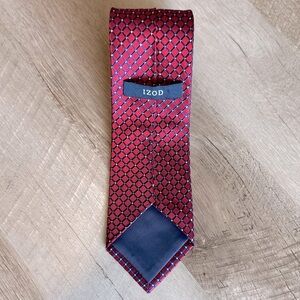 IZOD Men’s Necktie 100% Silk
